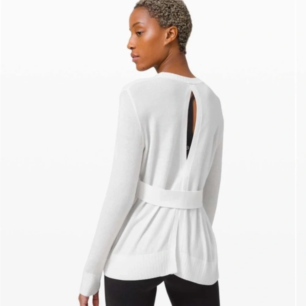 Lululemon sincerely yours Sweater White